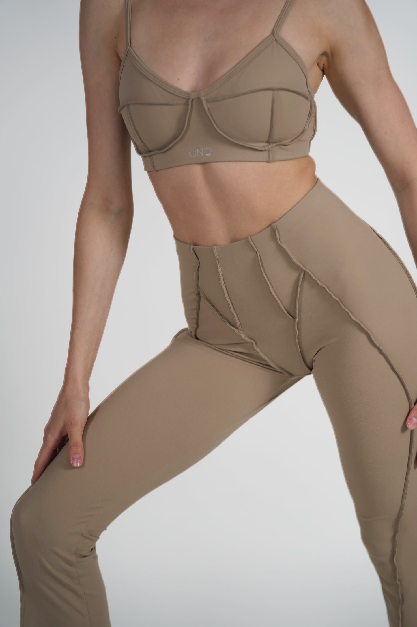 Form Fit Set ZIP